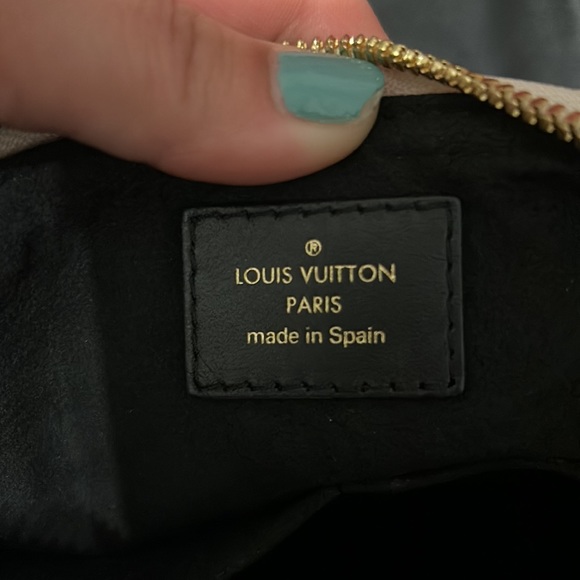 ❌SOLD❌Louis Vuitton Empreinte V Tote BB - Picture 8 of 10